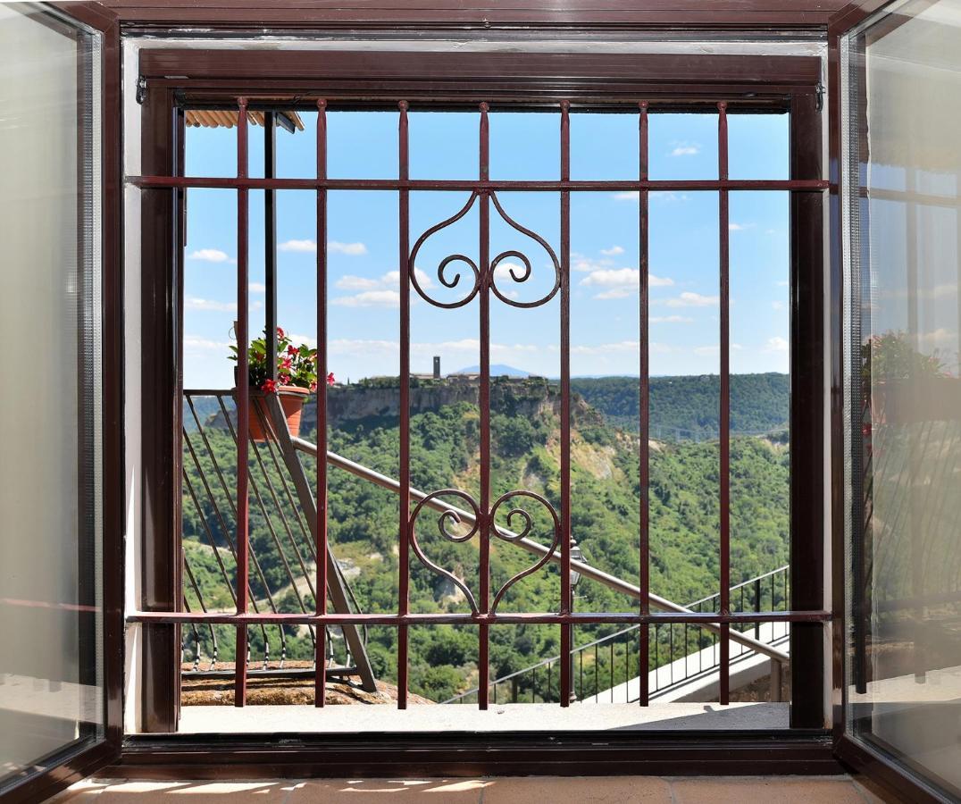 Le Calanque La Terrazza Su Civita Lubriano